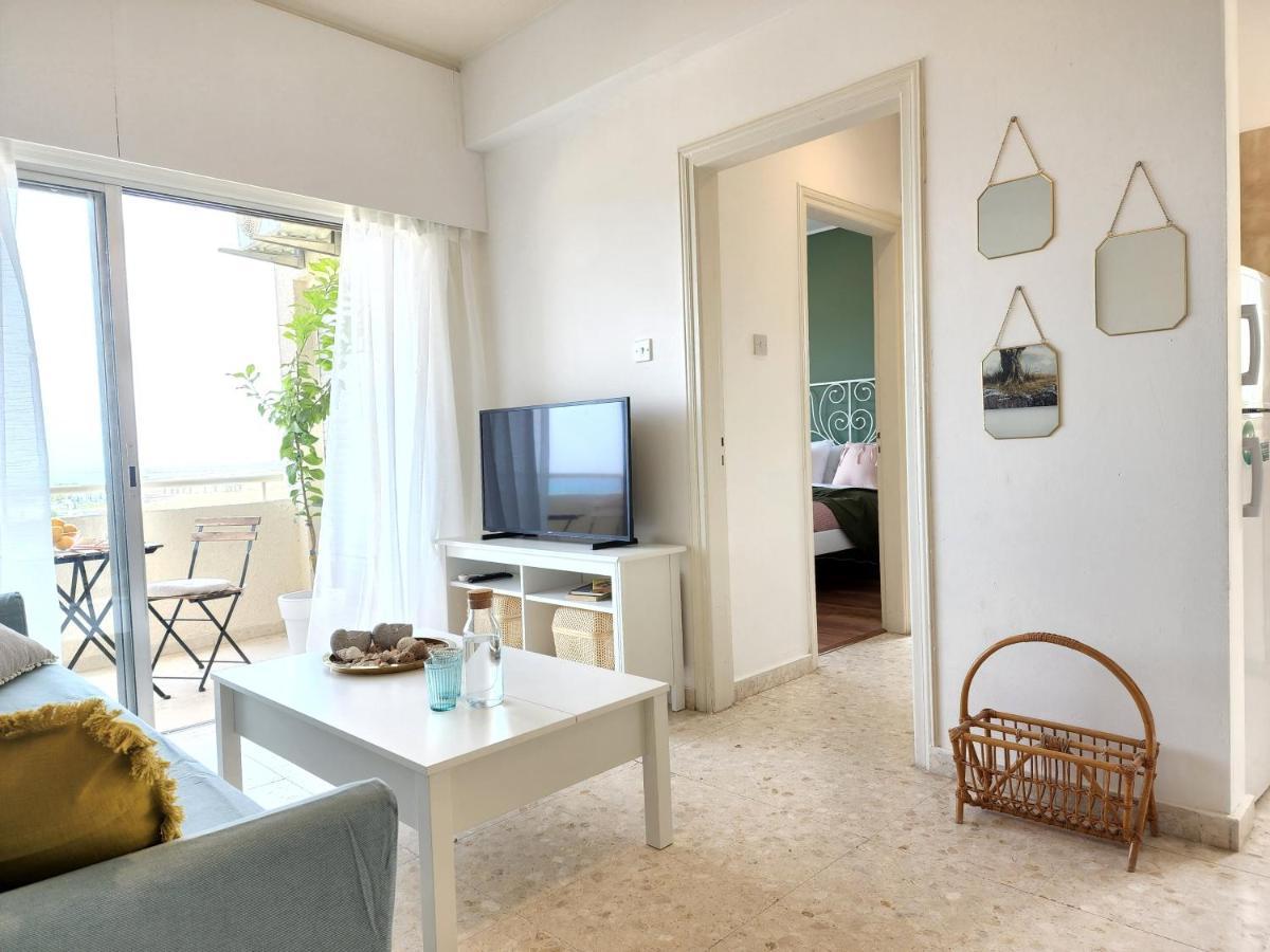 Capri Sea View One Bedroom Lárnaca Exterior foto